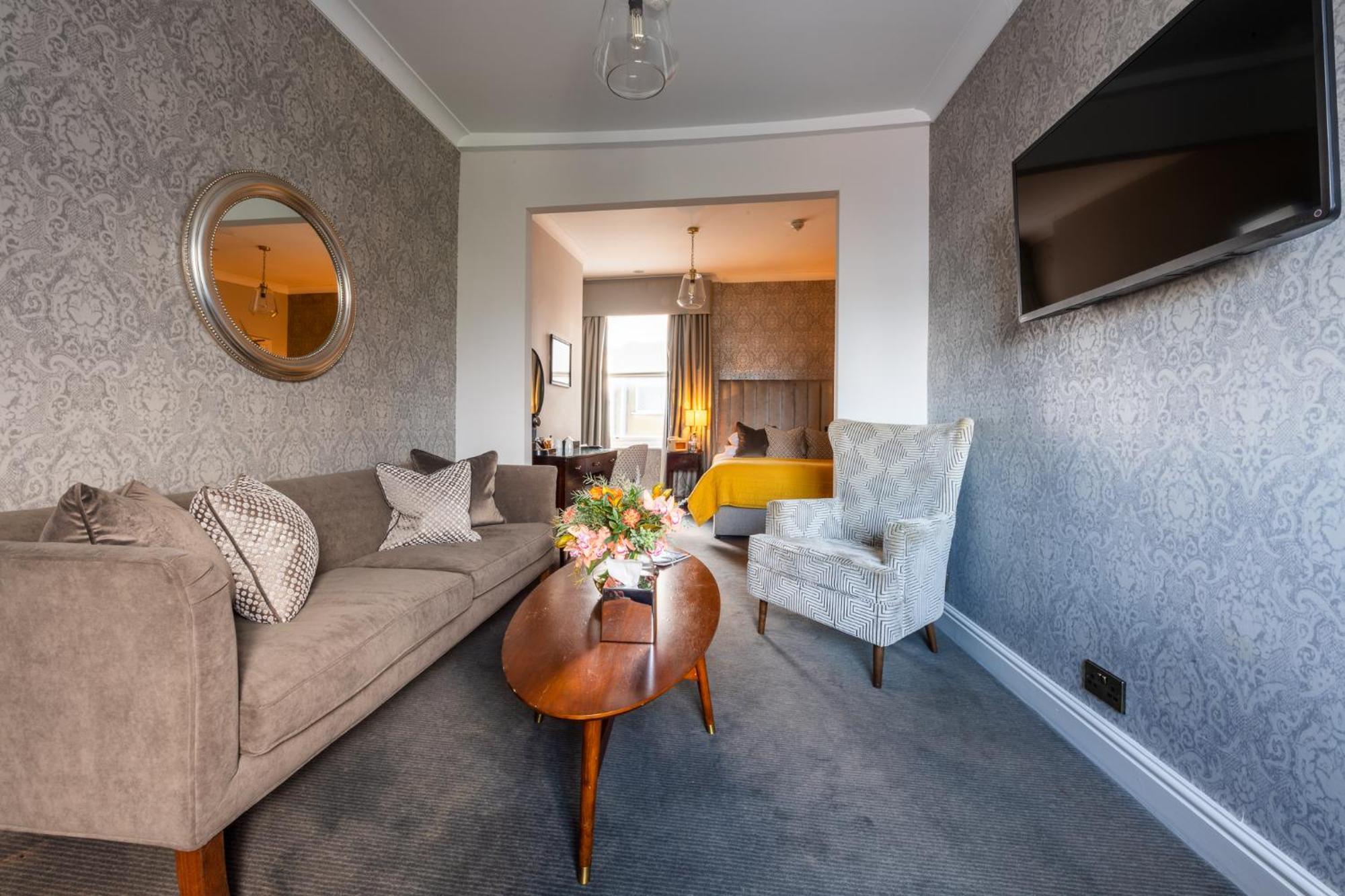 The Royal Wells Hotel Royal Tunbridge Wells Εξωτερικό φωτογραφία